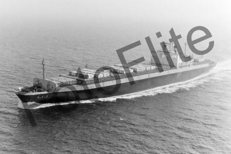 BW734264.jpg